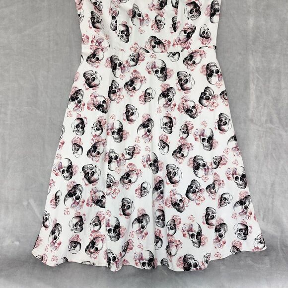 Torrid Dress Womens 14 Skull Rose Print Strappy Criss Cross Fit Flare Skater - Picture 3 of 14